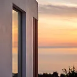 The Sall - Private Pool And Breathtaking Views, By Zantewize Villa *