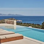 The Sall - Private Pool And Breathtaking Views, By Zantewize Villa