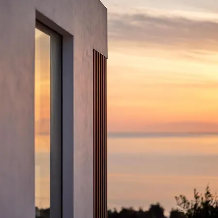 The Sall - Private Pool And Breathtaking Views, By Zantewize Villa *